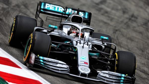 Доминирование Mercedes в Ф1 – пять гонок, пять дублей